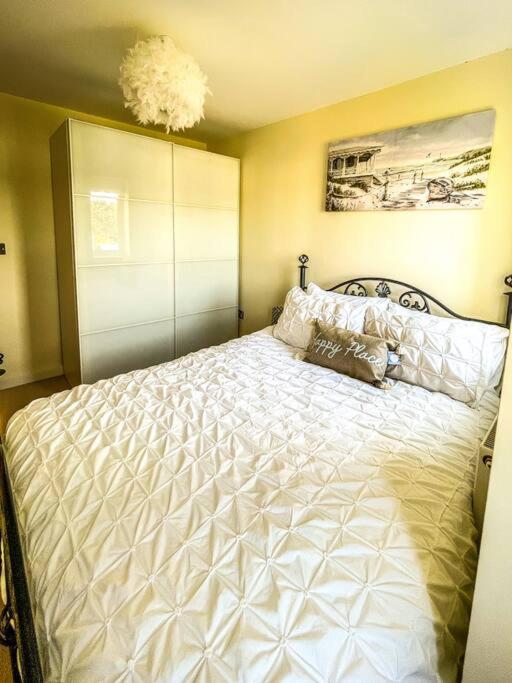 Soho Beach Apartment With Fabulous Sea View And 2 Minutes To The Beach With Free Parking And Netflix Bournemouth Exterior photo